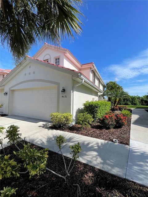 A home in PORT CHARLOTTE