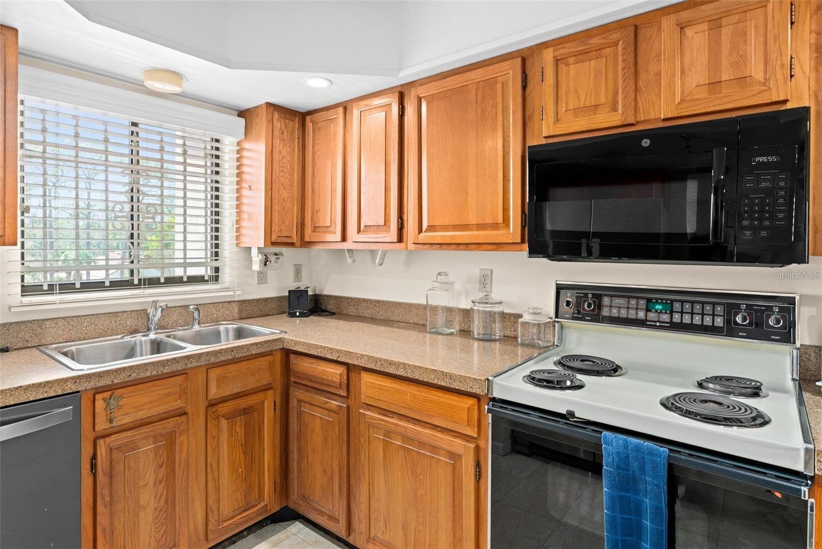 CARMEL BY THE LAKE UNIT 1 A CONDO - Residential