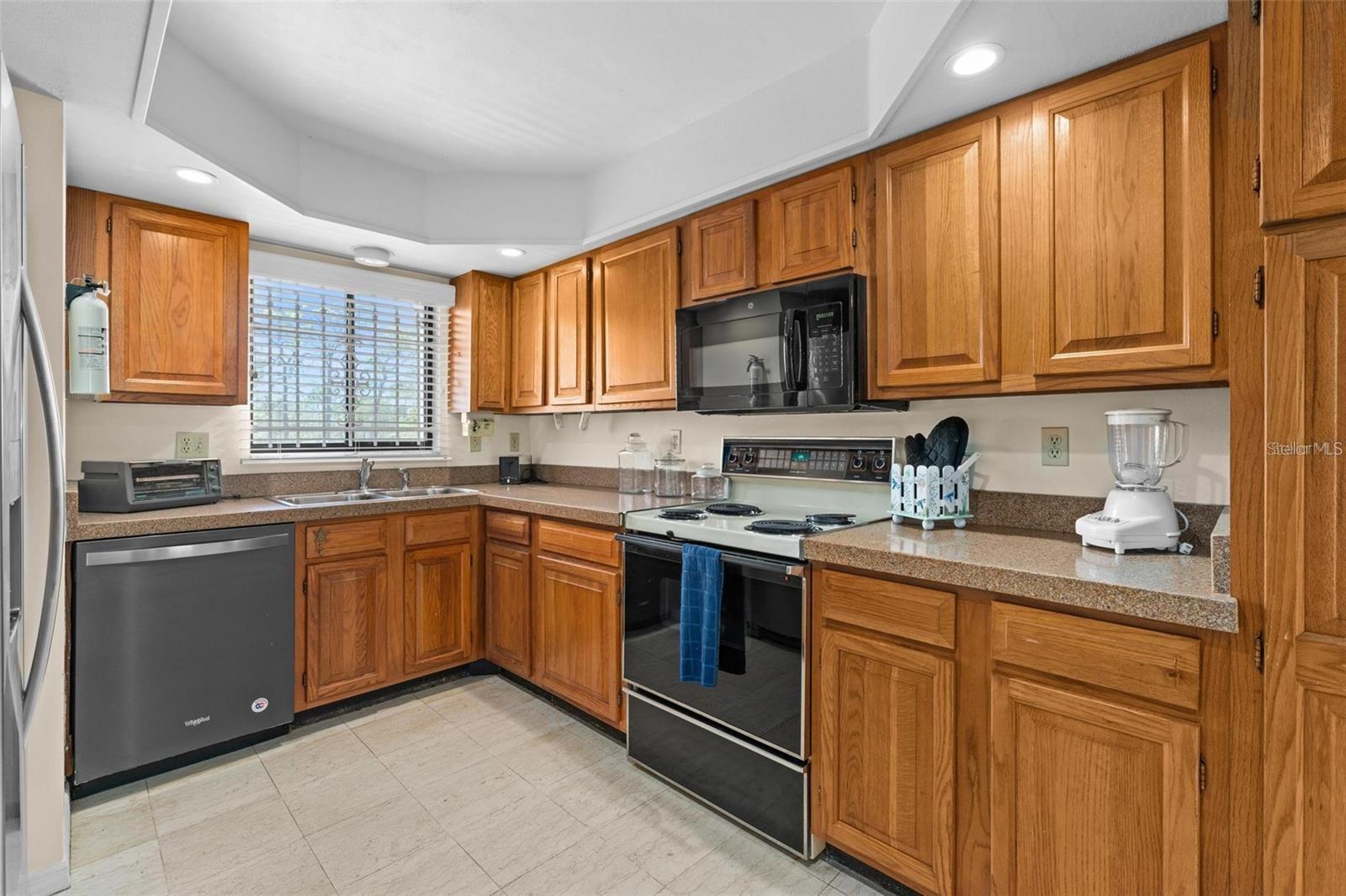 CARMEL BY THE LAKE UNIT 1 A CONDO - Residential