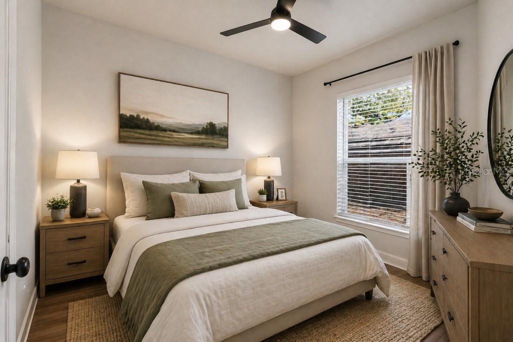 LINCOLN PARK SOUTH - Residential