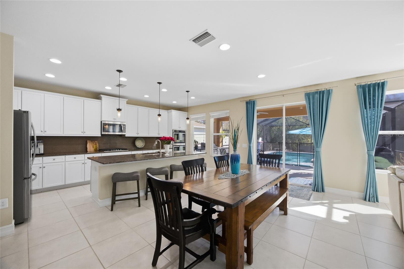 PROMENADE AT LAKE PARK - Residential