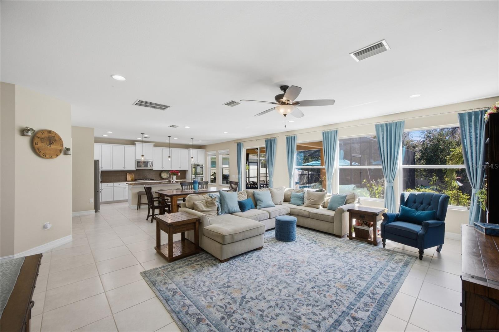 PROMENADE AT LAKE PARK - Residential