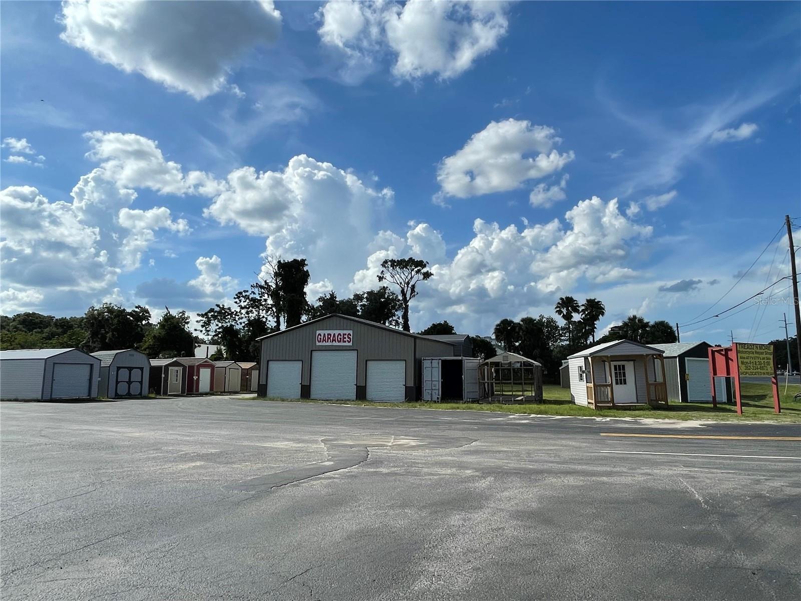 FRUITLAND PARK ZEPHYR LAKE - Commercial Sale