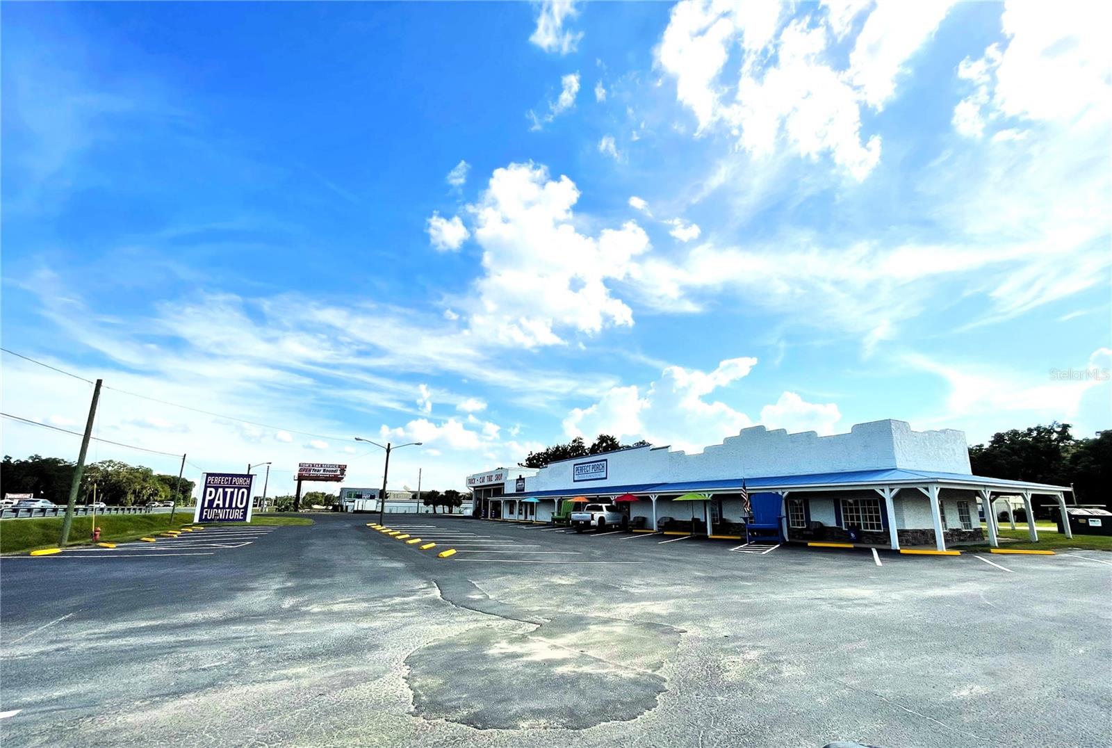 FRUITLAND PARK ZEPHYR LAKE - Commercial Sale