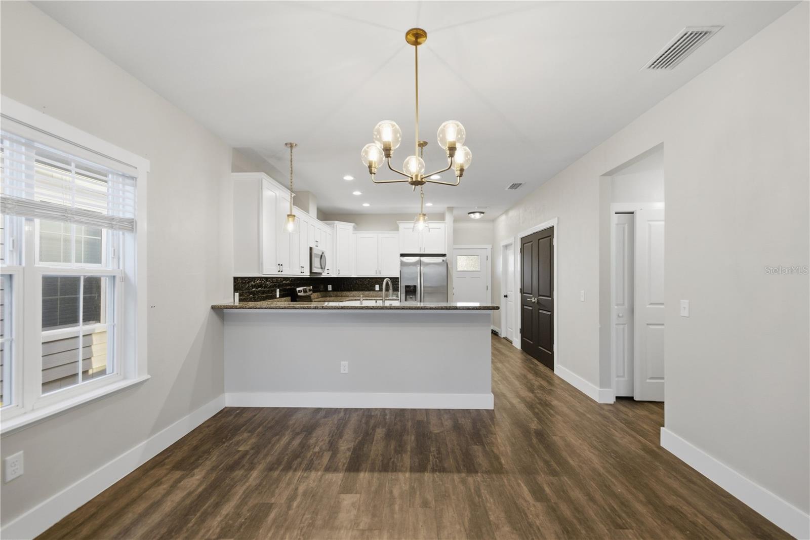 SOUTH POINTE PH 1 UNIT 5-B - Residential