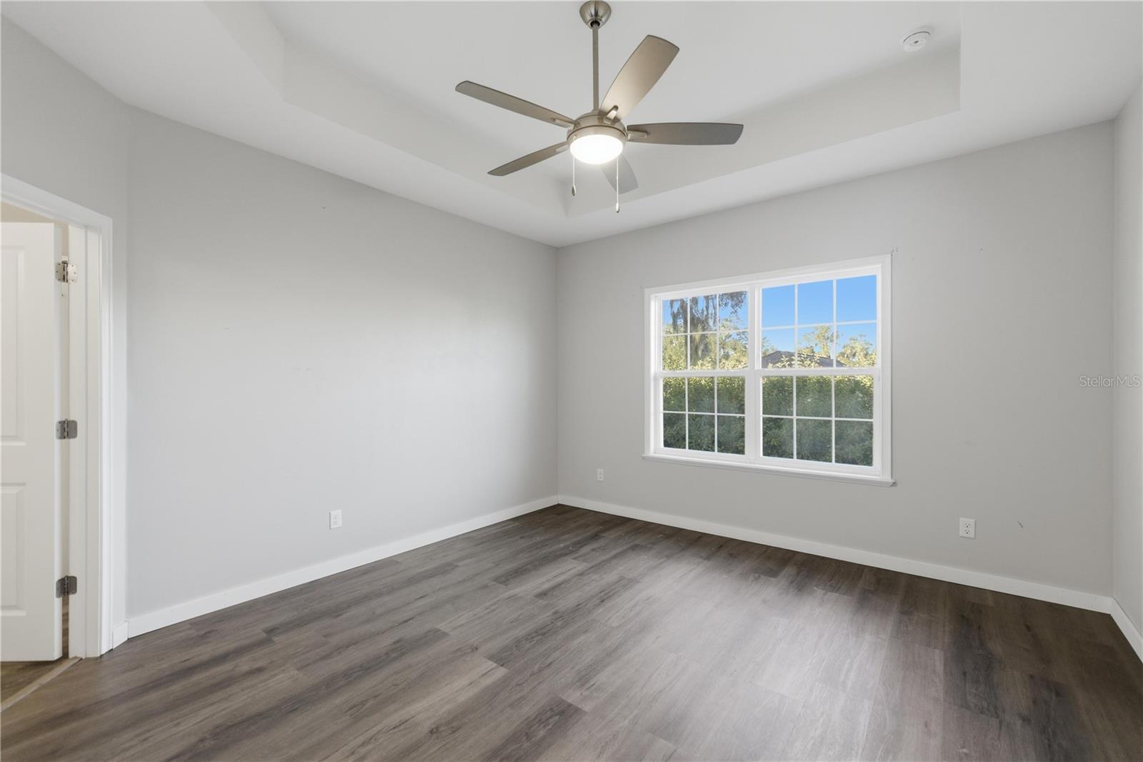 SOUTH POINTE PH 1 UNIT 5-B - Residential