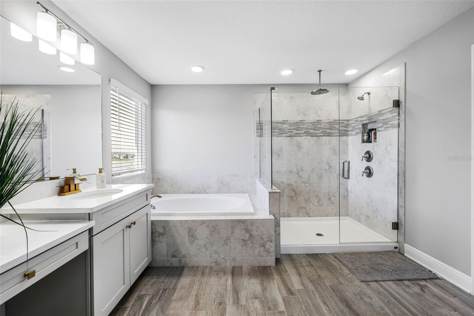 COBBLESTONE PH 1 - Residential