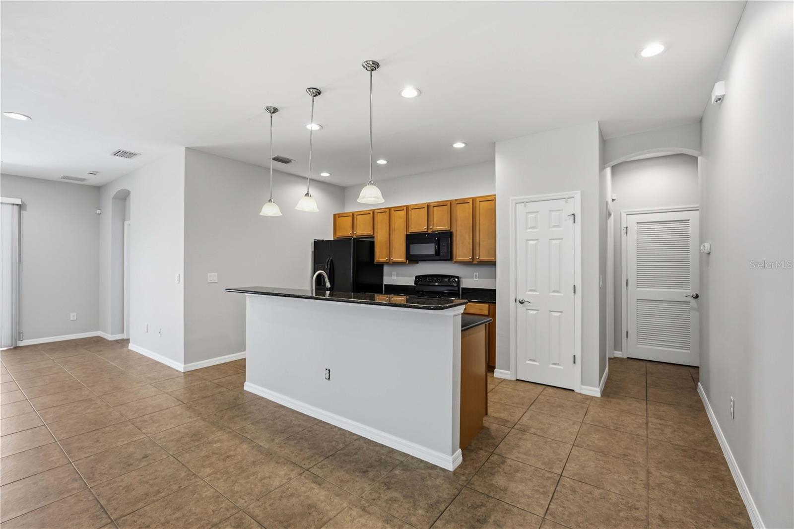 VENTURA VILLAGE - Residential