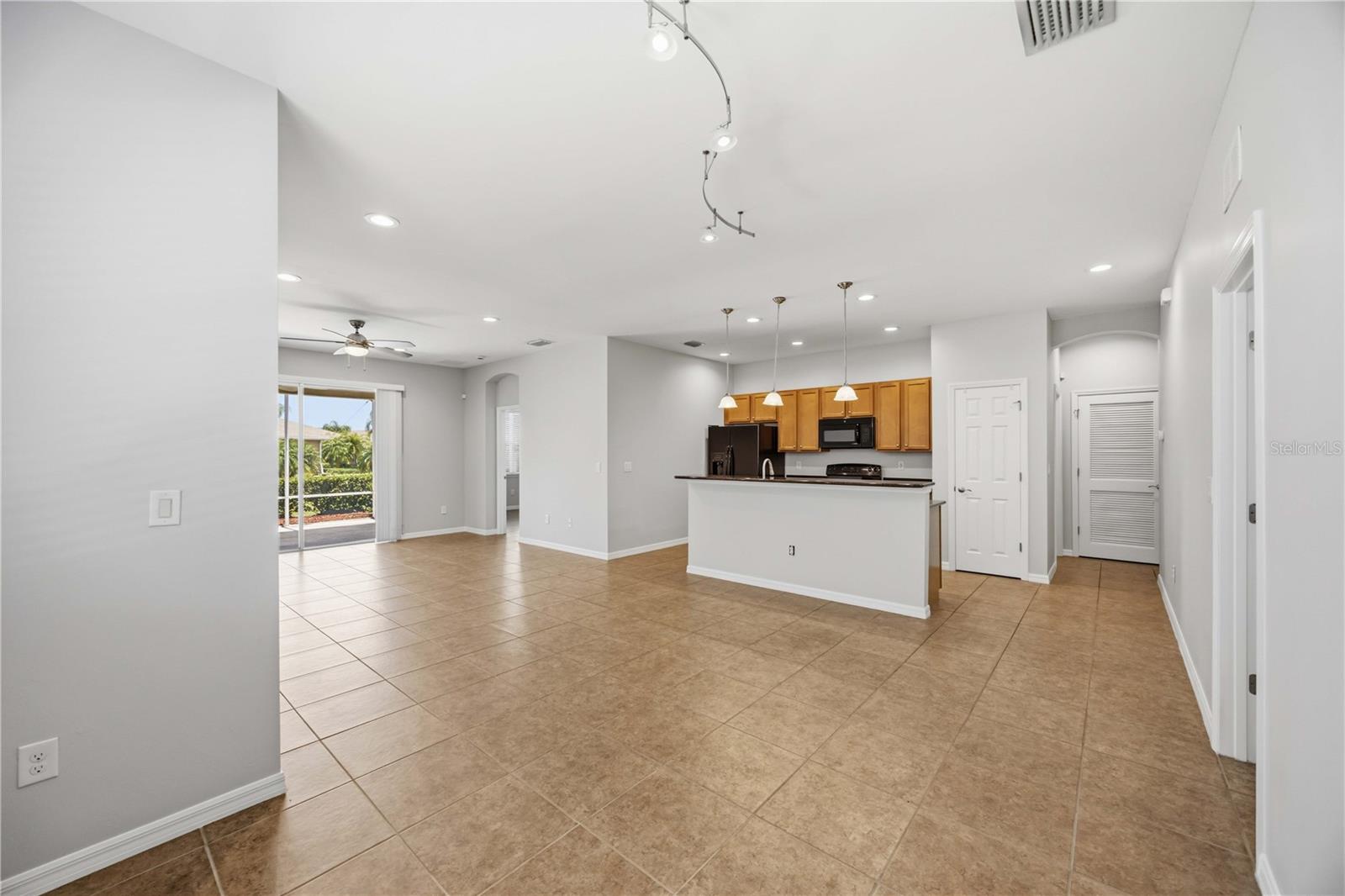 VENTURA VILLAGE - Residential