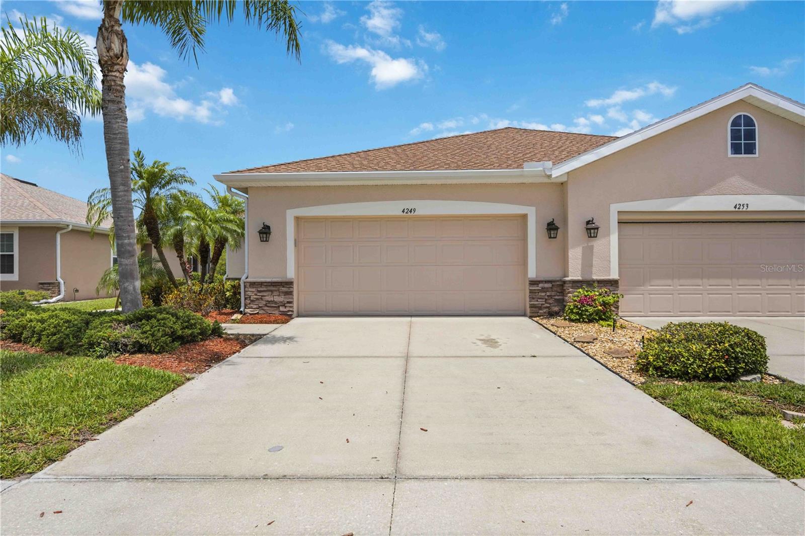 VENTURA VILLAGE - Residential