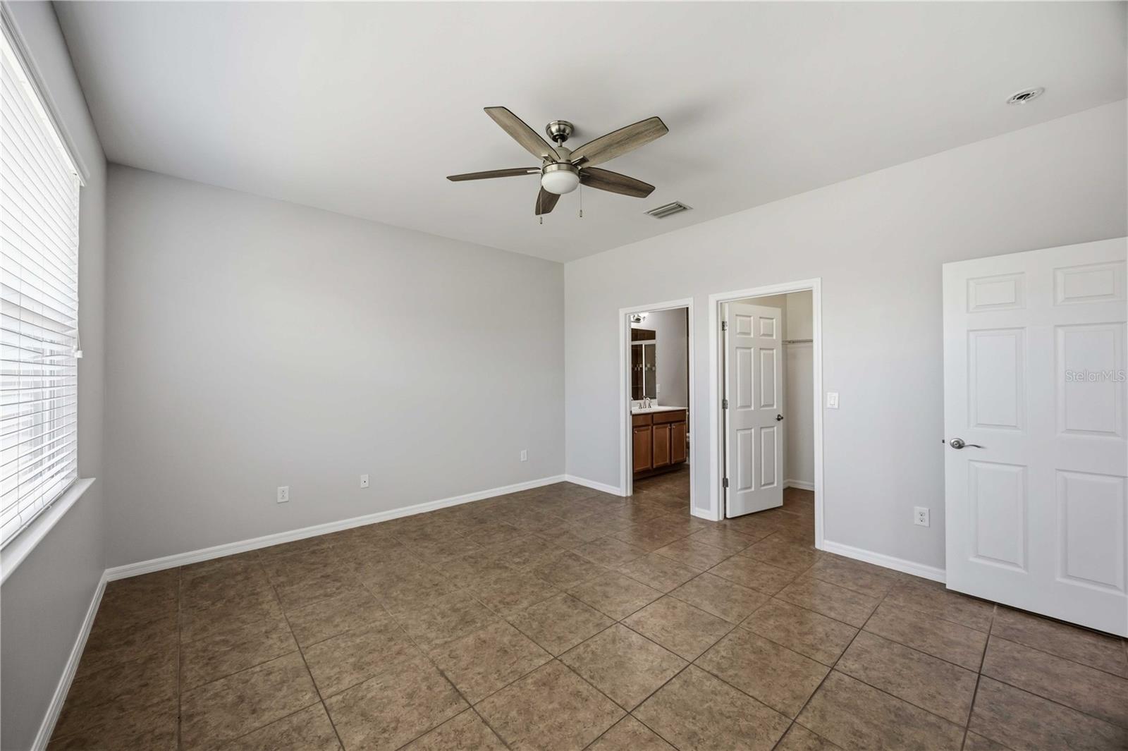 VENTURA VILLAGE - Residential