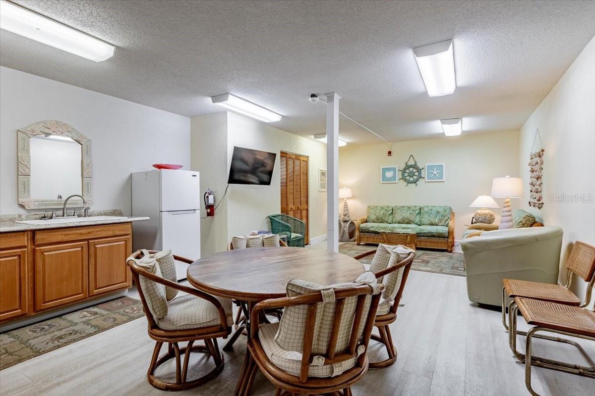 CORONADO COVE 01 - Residential Lease