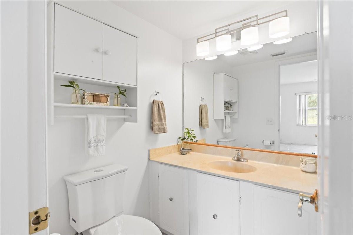 CORONADO COVE 01 - Residential Lease