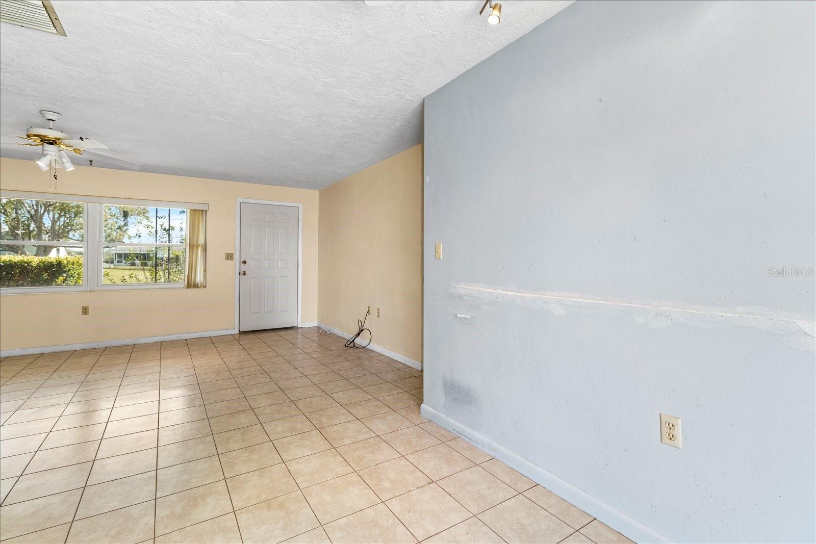 BEVERLY HILLS UNIT 06 - Residential