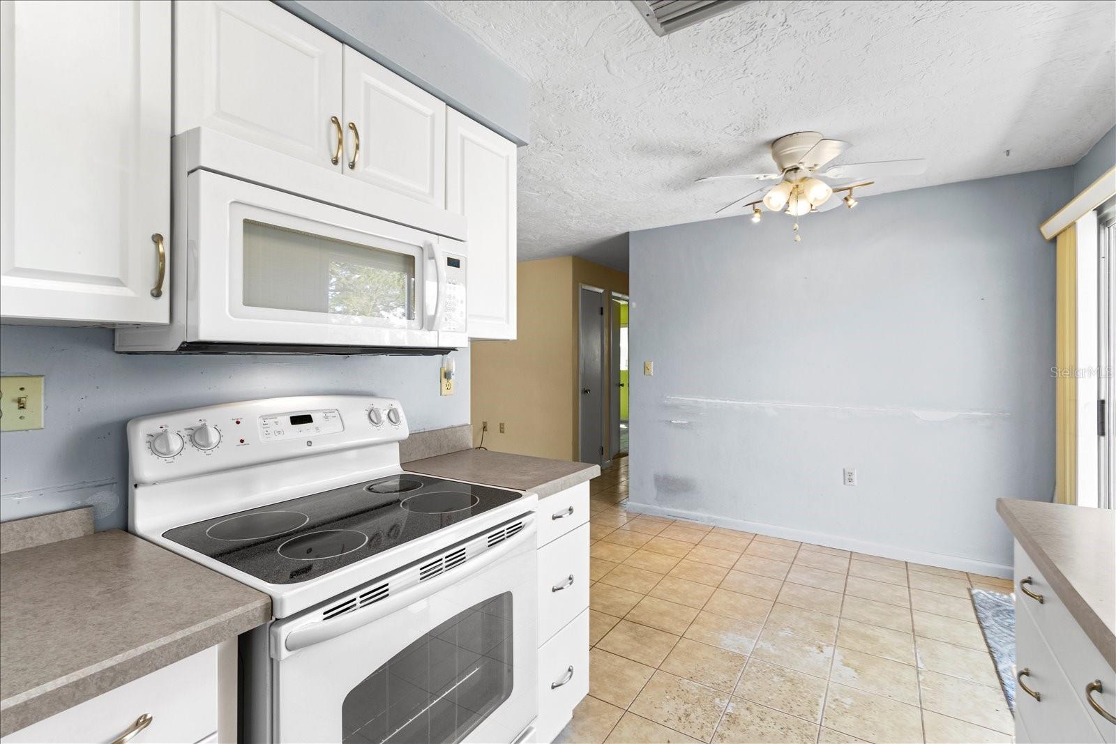 BEVERLY HILLS UNIT 06 - Residential