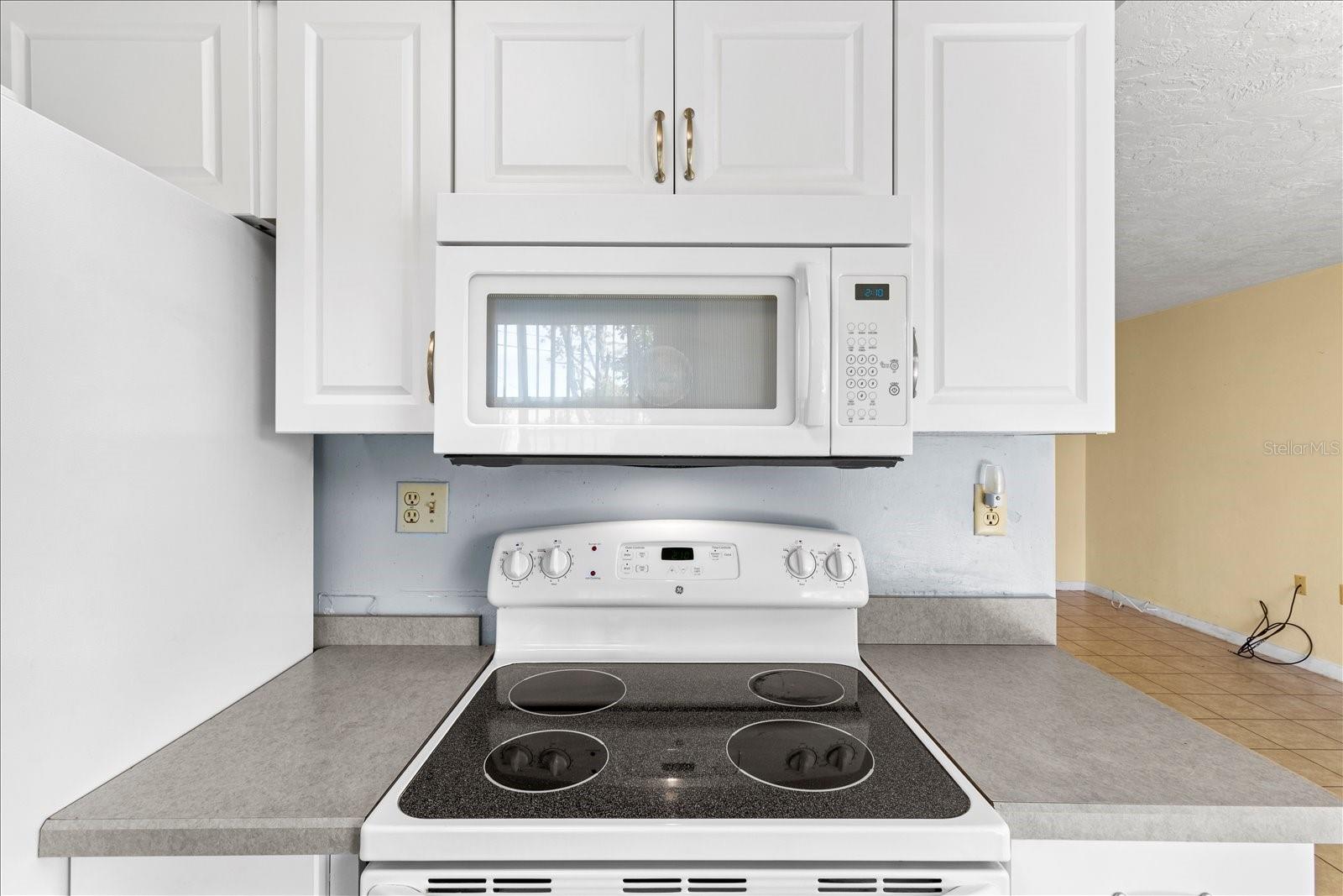 BEVERLY HILLS UNIT 06 - Residential