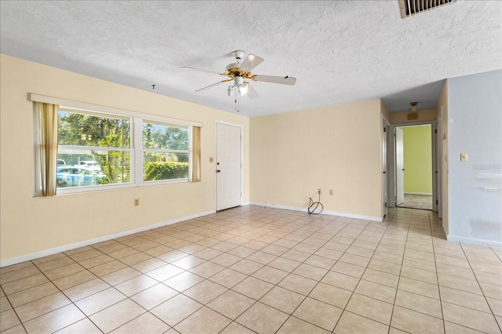 BEVERLY HILLS UNIT 06 - Residential