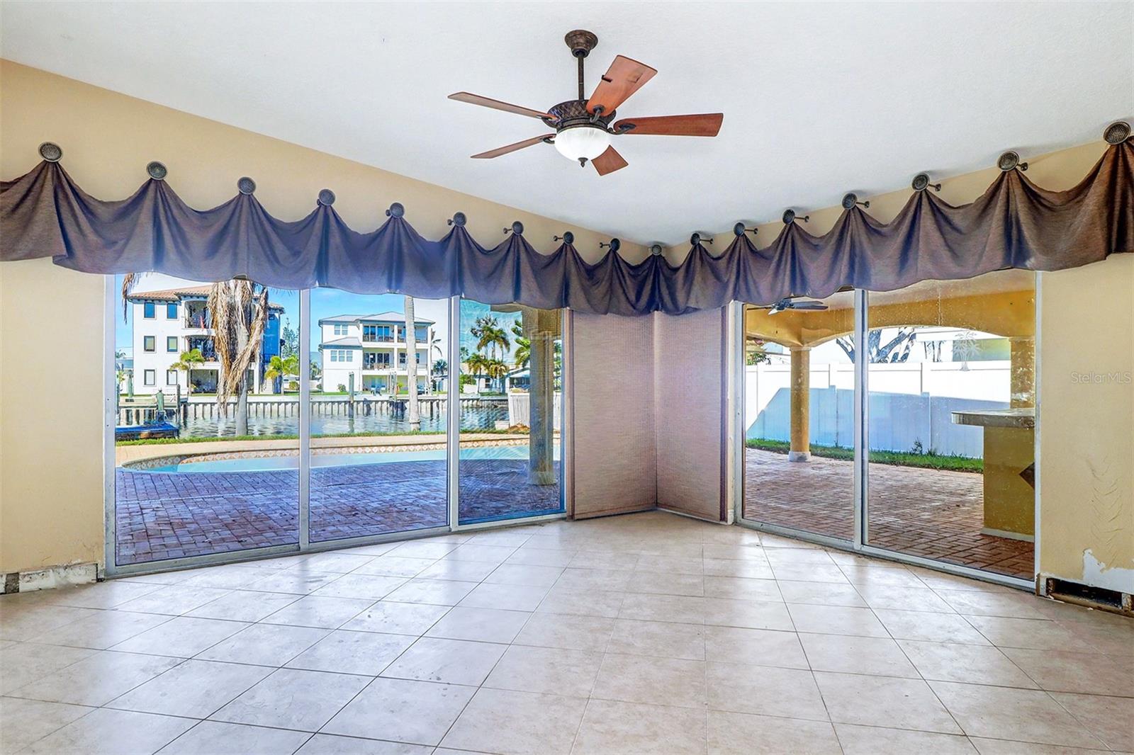 LONE PALM BEACH 3RD ADD - Residential