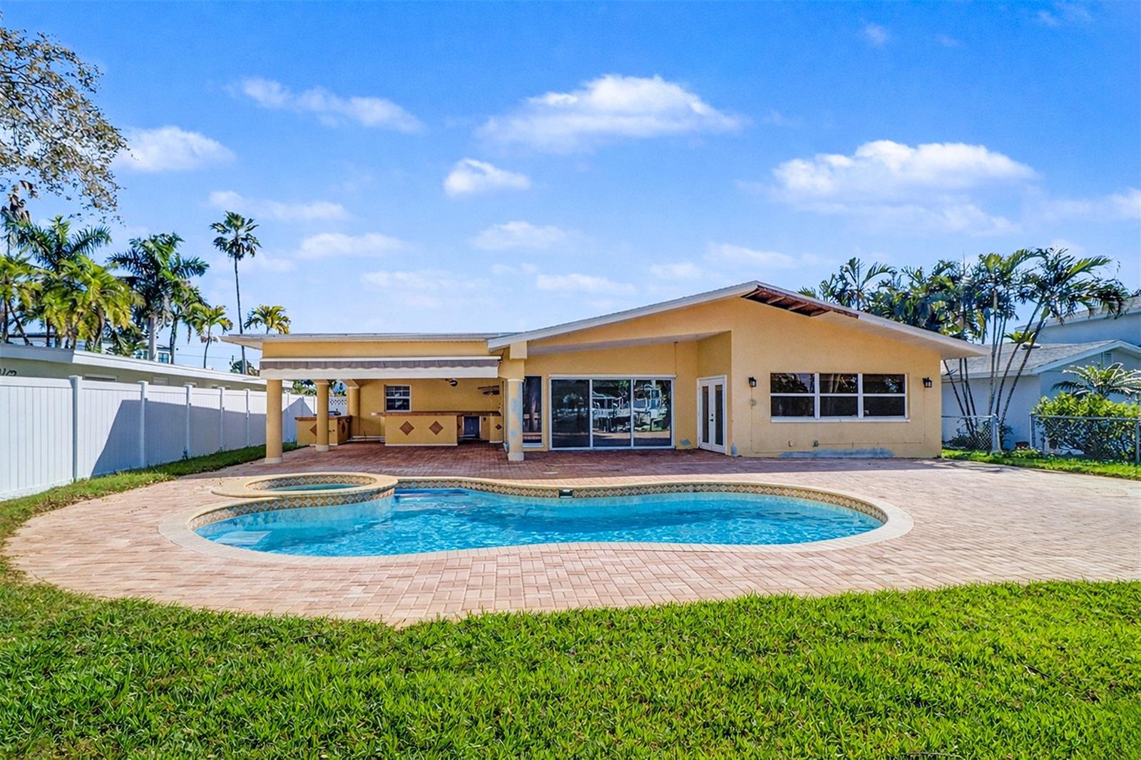 15918 REDINGTON DRIVE