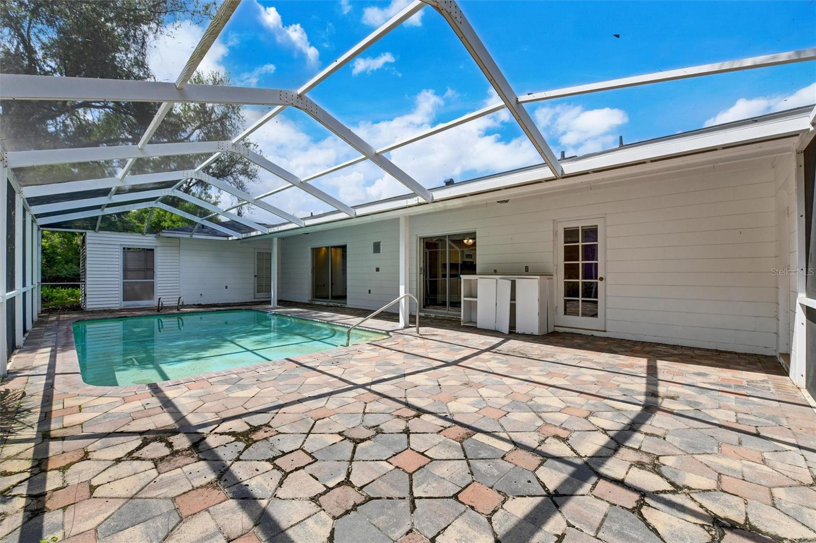 RAVENWOOD SUB UNIT - Residential