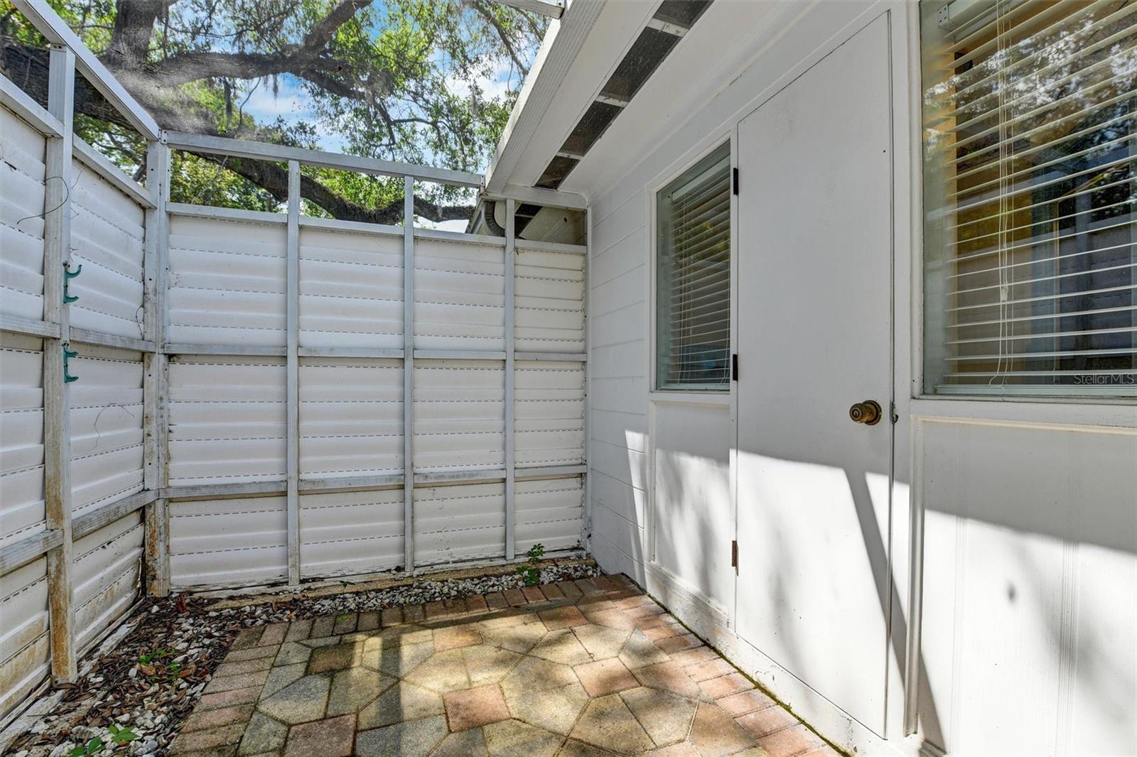 RAVENWOOD SUB UNIT - Residential