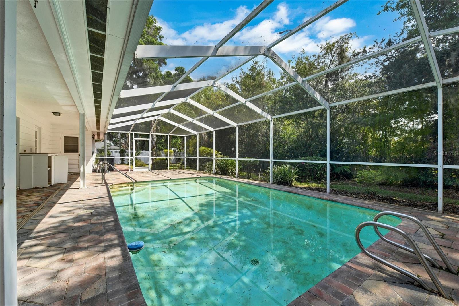 RAVENWOOD SUB UNIT - Residential