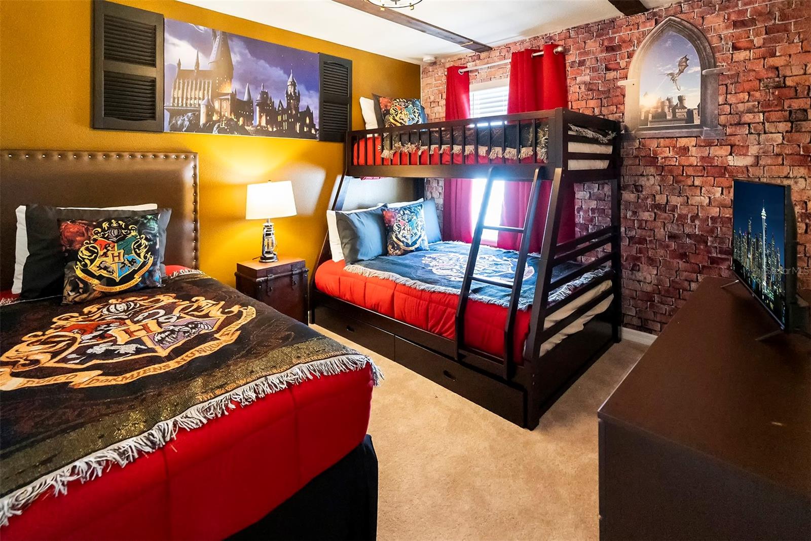 WINDSOR ISLAND RESORT - Residential