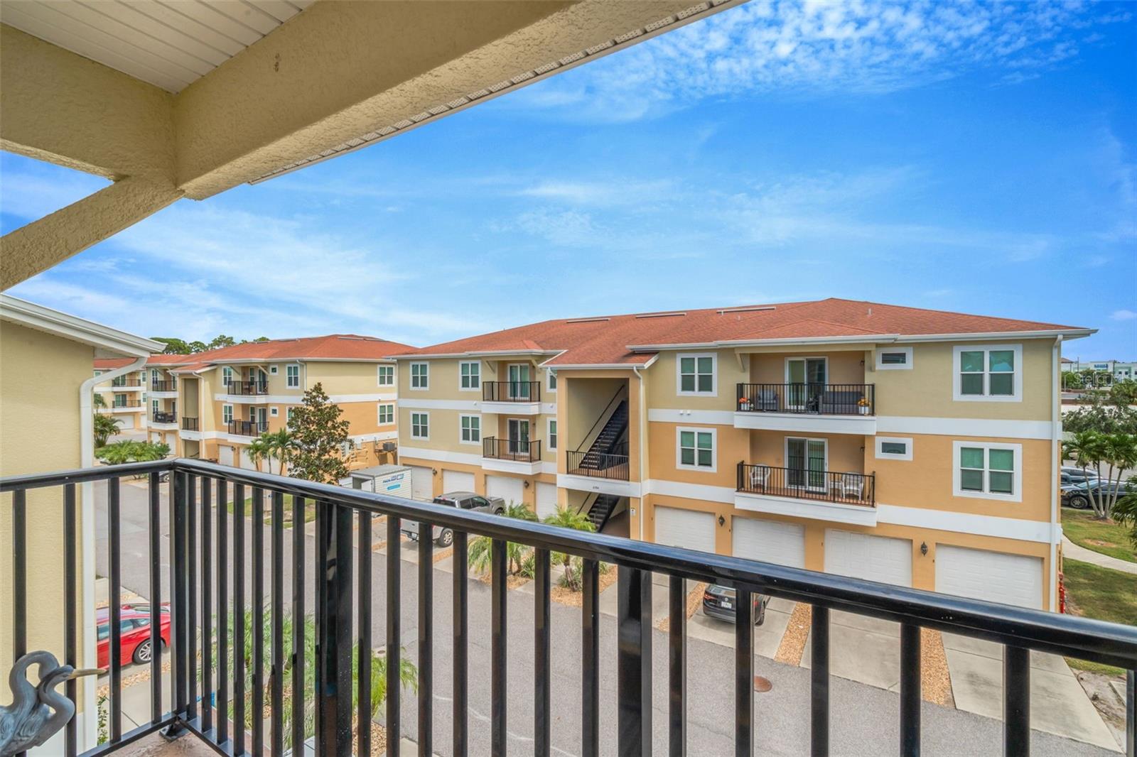 REGENCY PALMS CONDOS BLDG 6 - Residential Lease