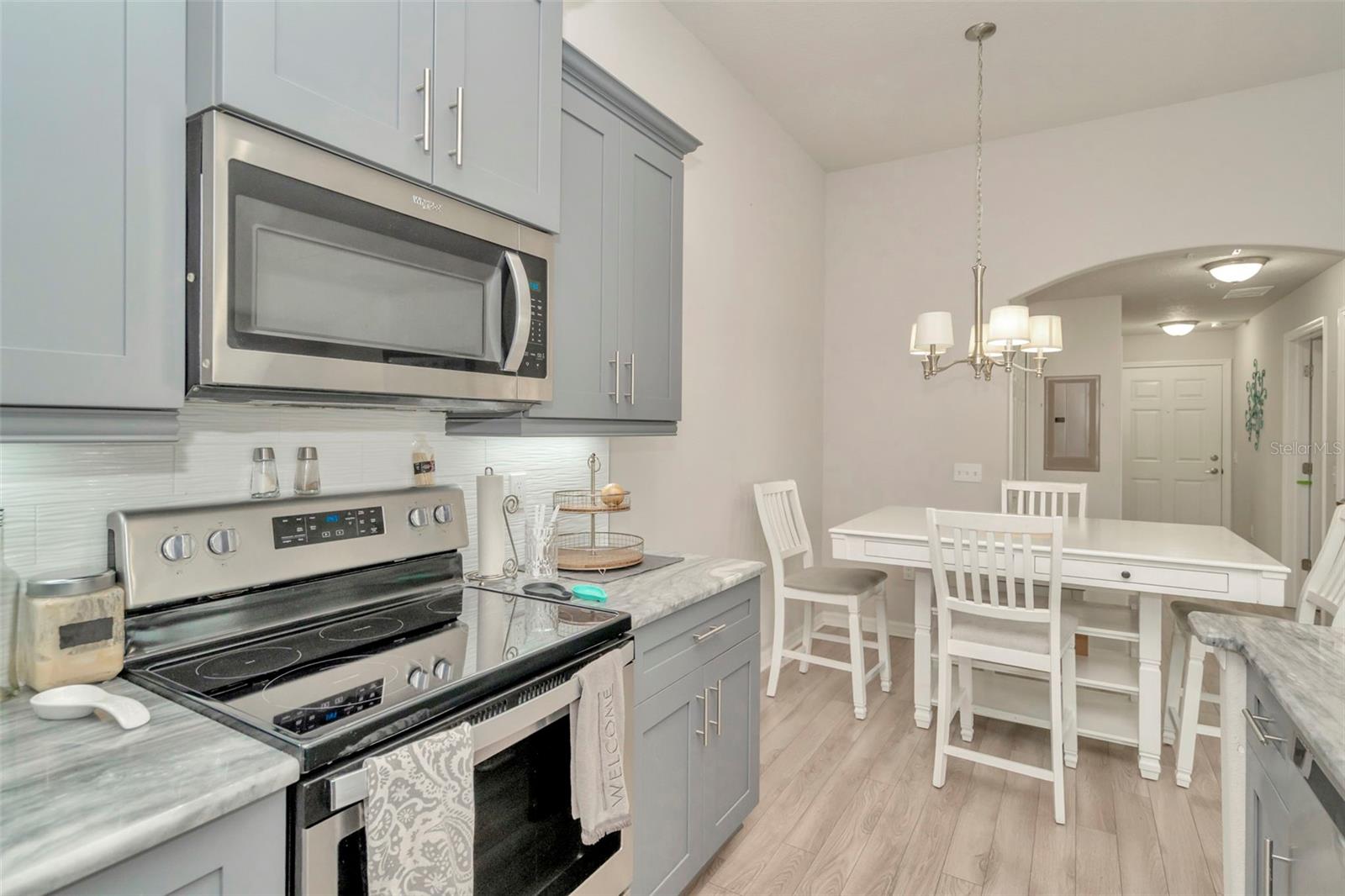 REGENCY PALMS CONDOS BLDG 6 - Residential Lease