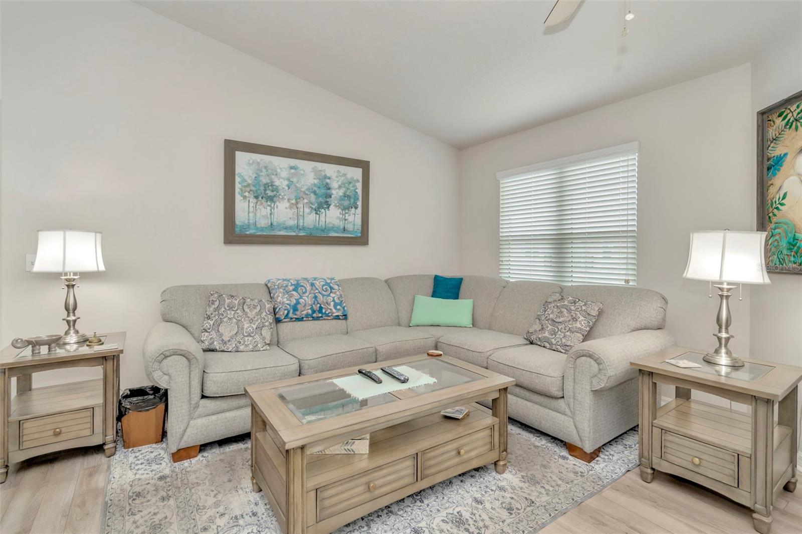 REGENCY PALMS CONDOS BLDG 6 - Residential Lease