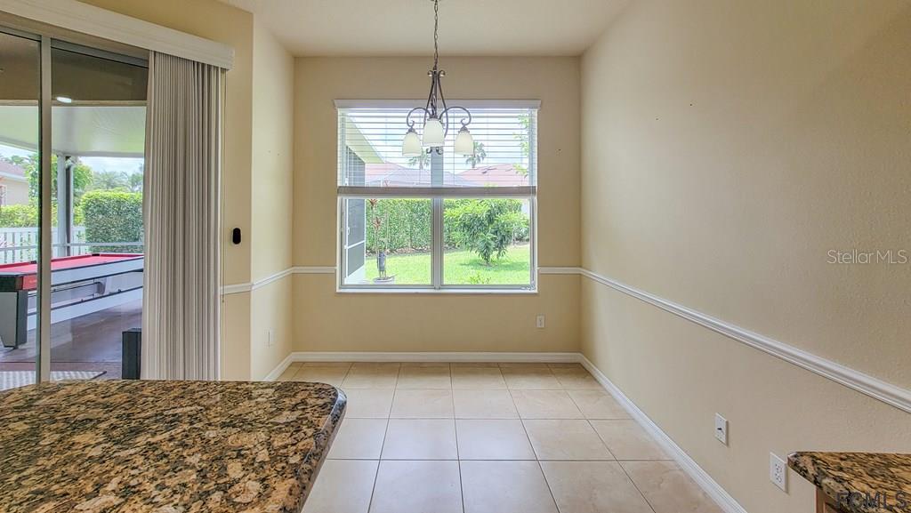 HIDDEN LAKES - Residential Lease