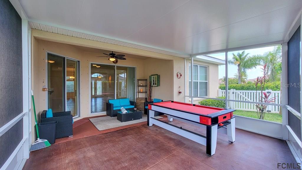 HIDDEN LAKES - Residential Lease