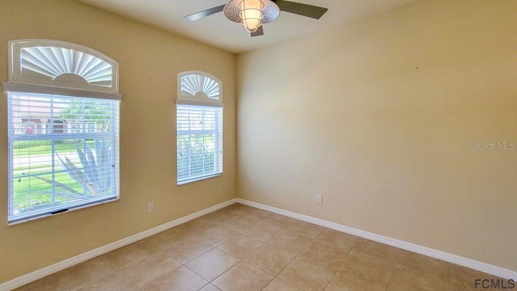 HIDDEN LAKES - Residential Lease