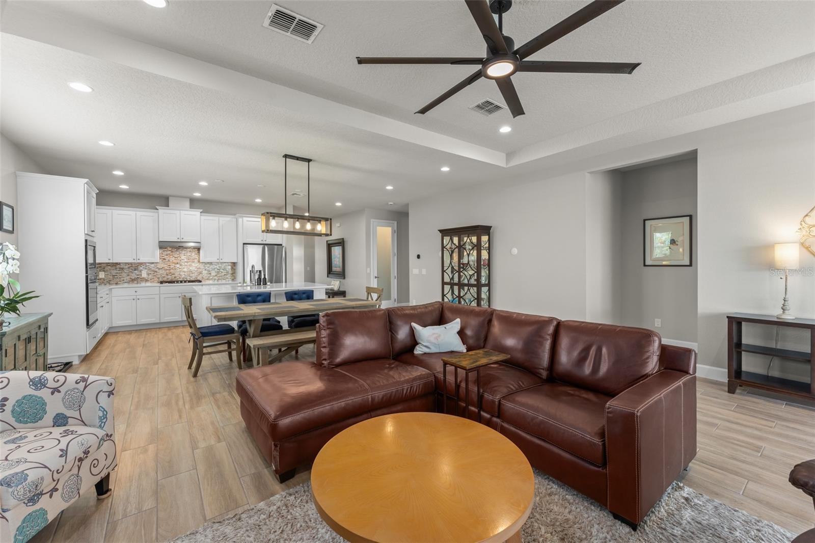 OAKS/KELLY PARK PH 2 - Residential