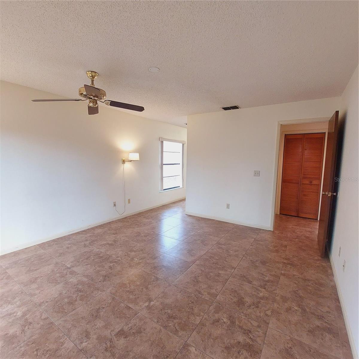 COUNTRY AIRE PH ONE - Residential