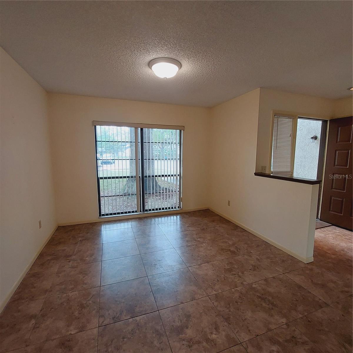 COUNTRY AIRE PH ONE - Residential