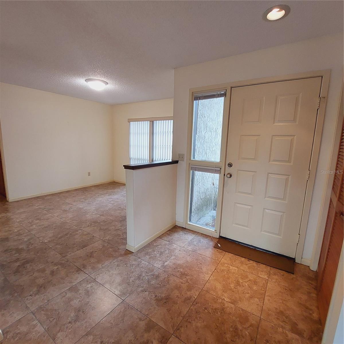 COUNTRY AIRE PH ONE - Residential