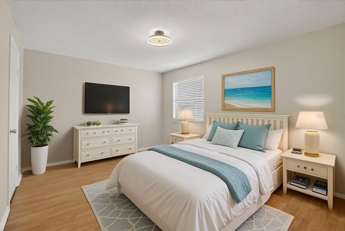 THE GREENS OF TOWNN COUNTRY - Residential