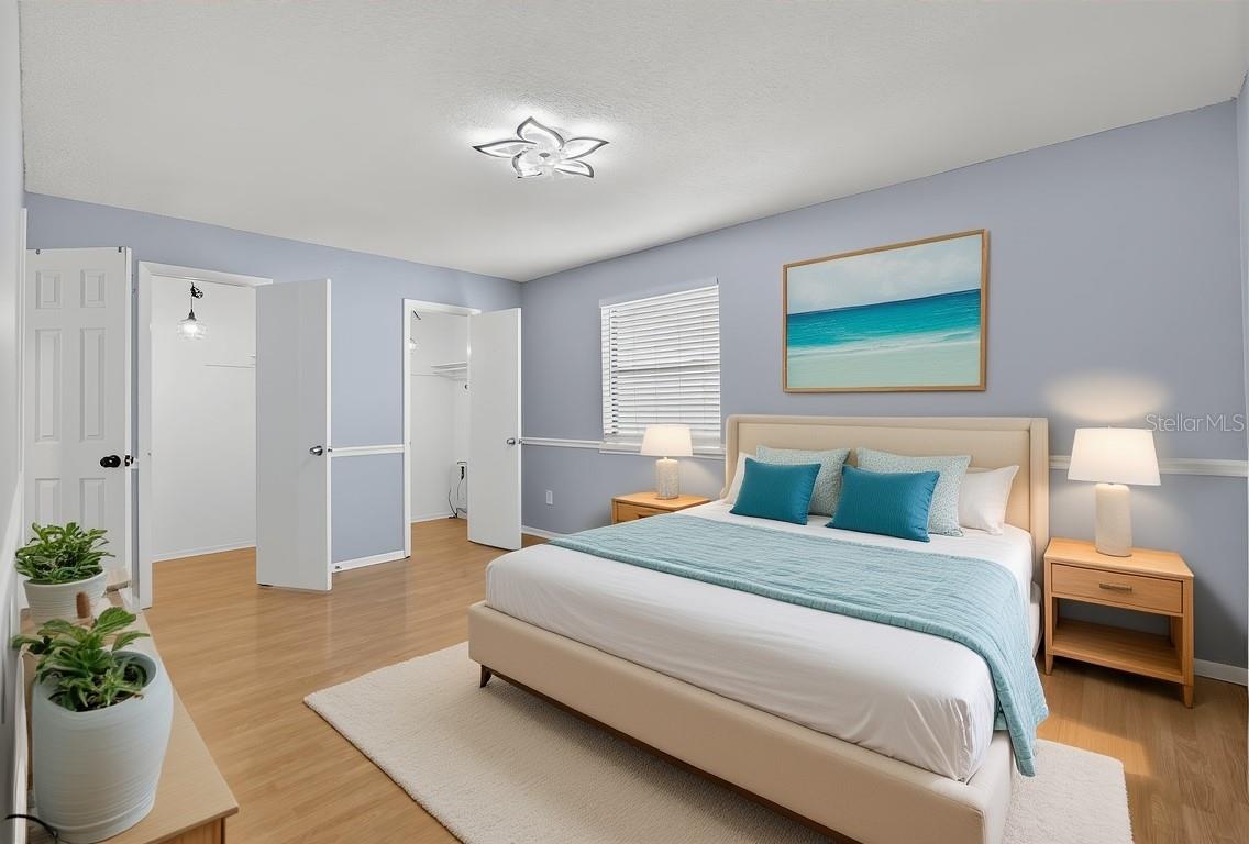 THE GREENS OF TOWNN COUNTRY - Residential