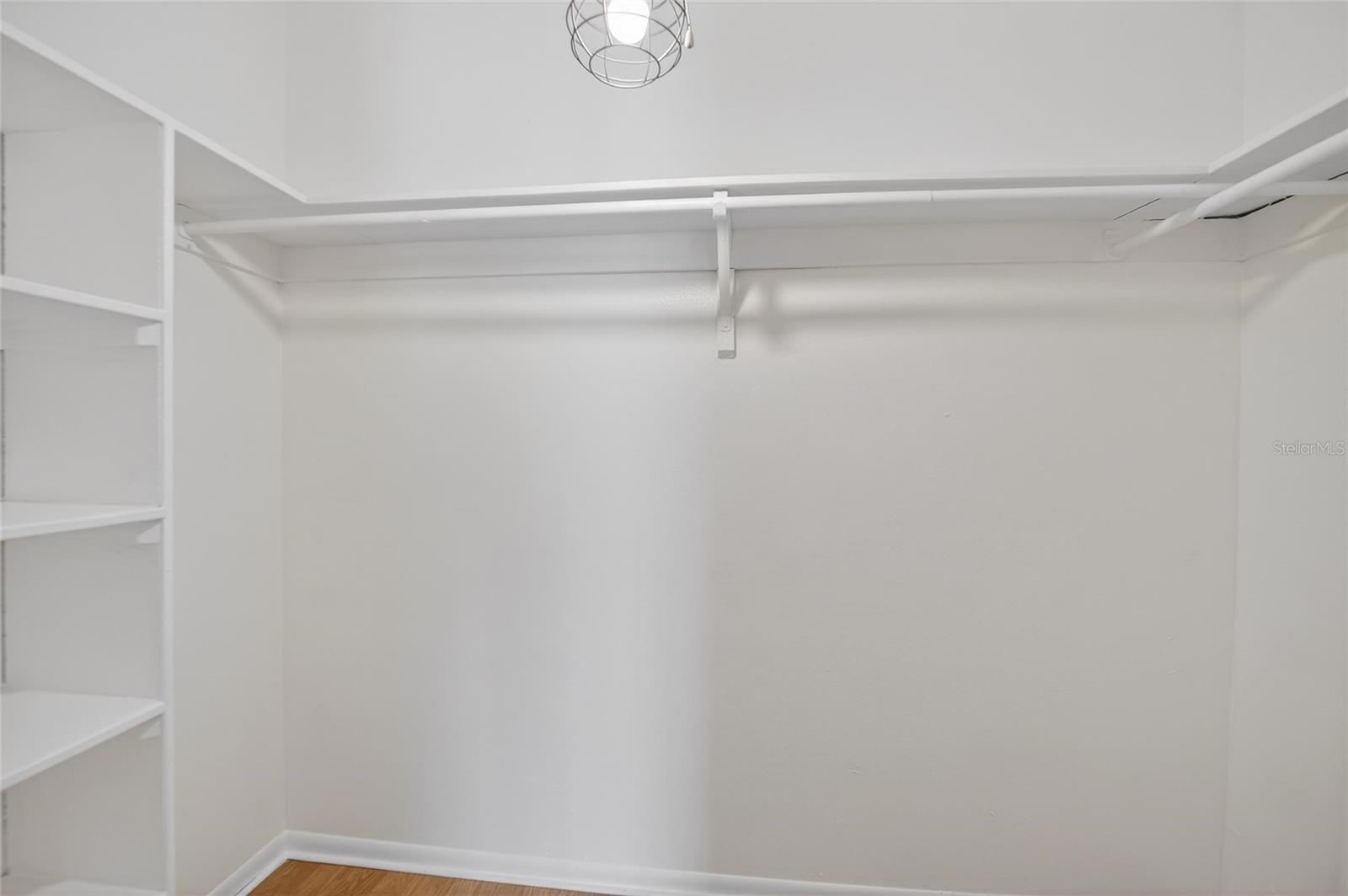 THE GREENS OF TOWNN COUNTRY - Residential