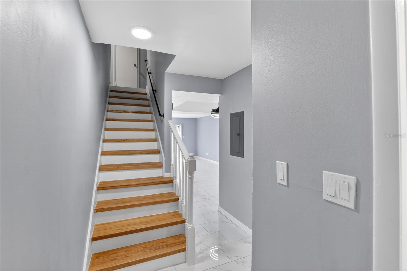 THE GREENS OF TOWNN COUNTRY - Residential