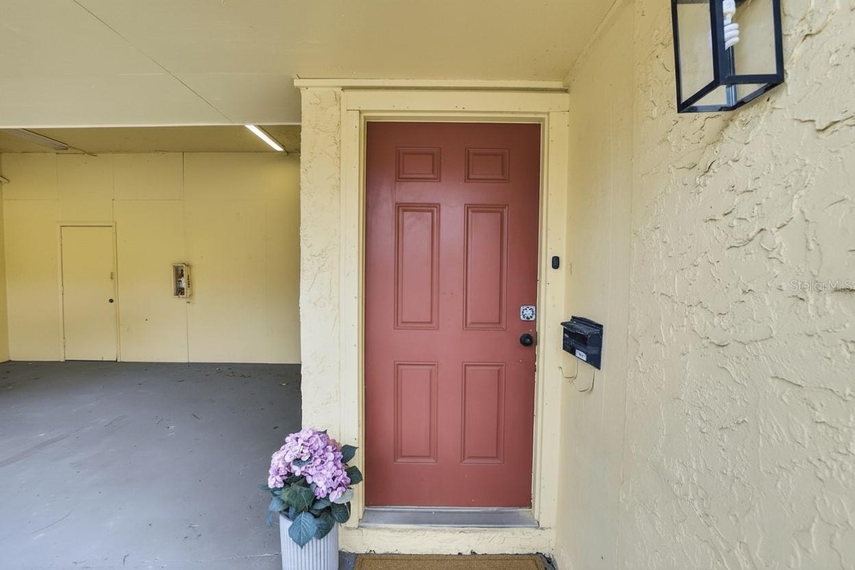 THE GREENS OF TOWNN COUNTRY - Residential