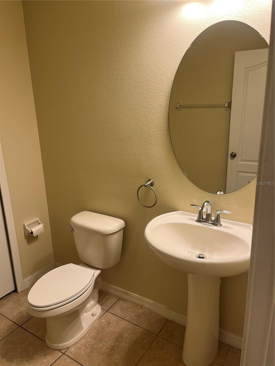 AMBERLEE TWNHMS - Residential