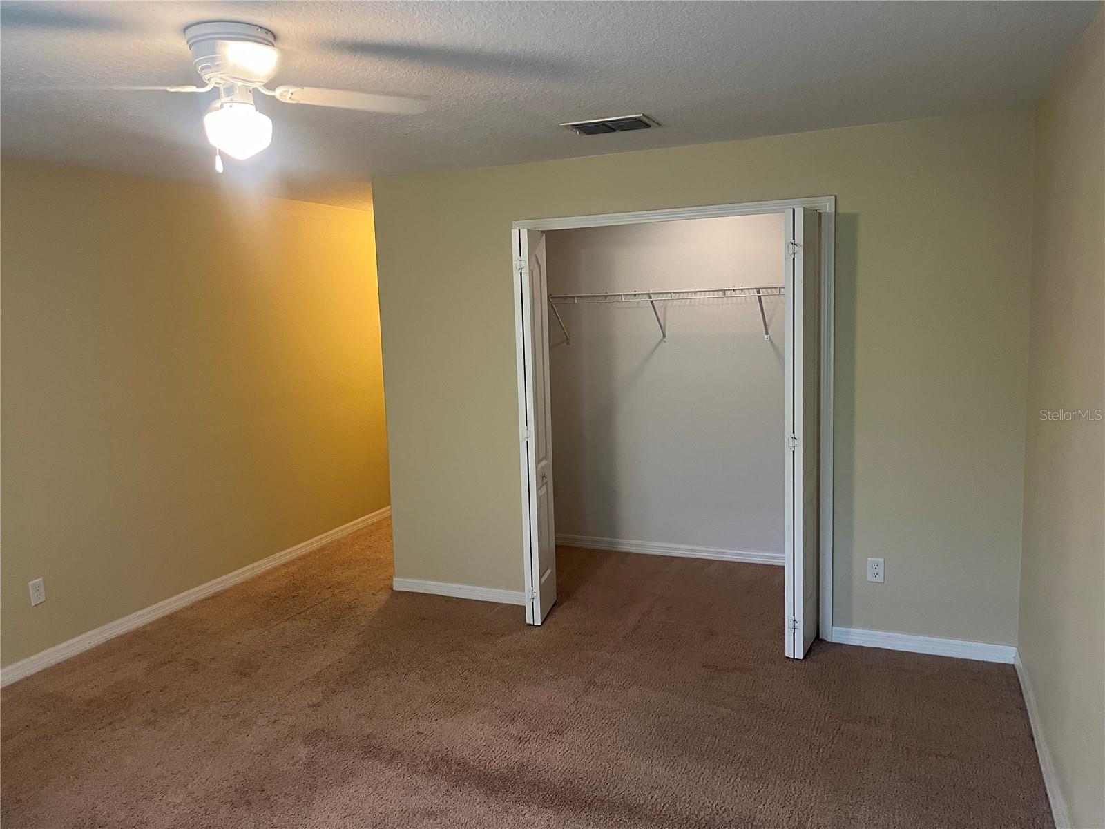 AMBERLEE TWNHMS - Residential