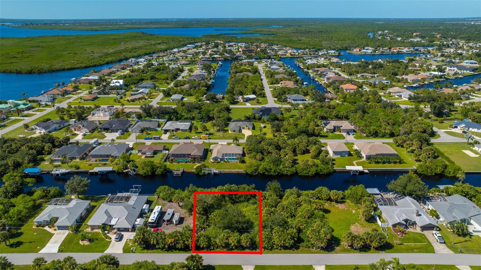 4475 LARKSPUR COURT, PORT CHARLOTTE, FL, 33948 1 4475 LARKSPUR COURT