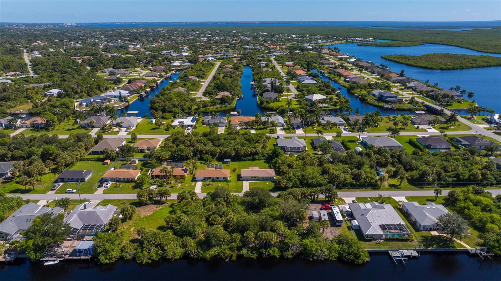4475 LARKSPUR COURT, PORT CHARLOTTE, FL, 33948 3 4475 LARKSPUR COURT