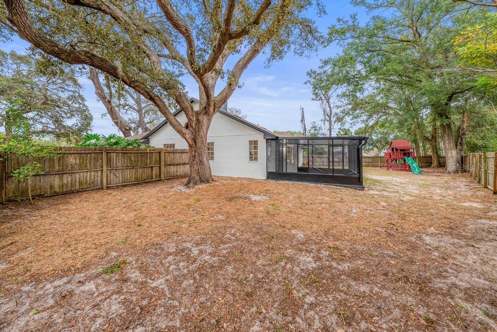 SILVER ROSE PH 02 - Residential