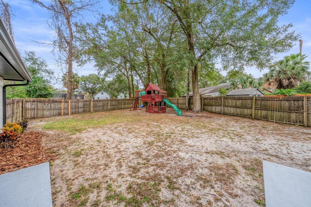 SILVER ROSE PH 02 - Residential