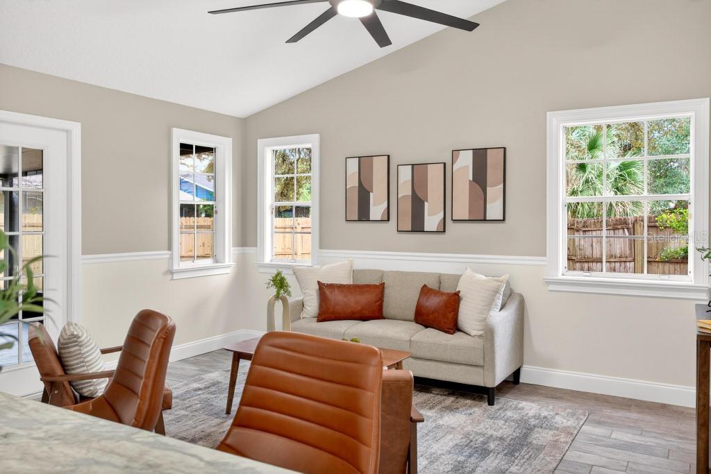 SILVER ROSE PH 02 - Residential