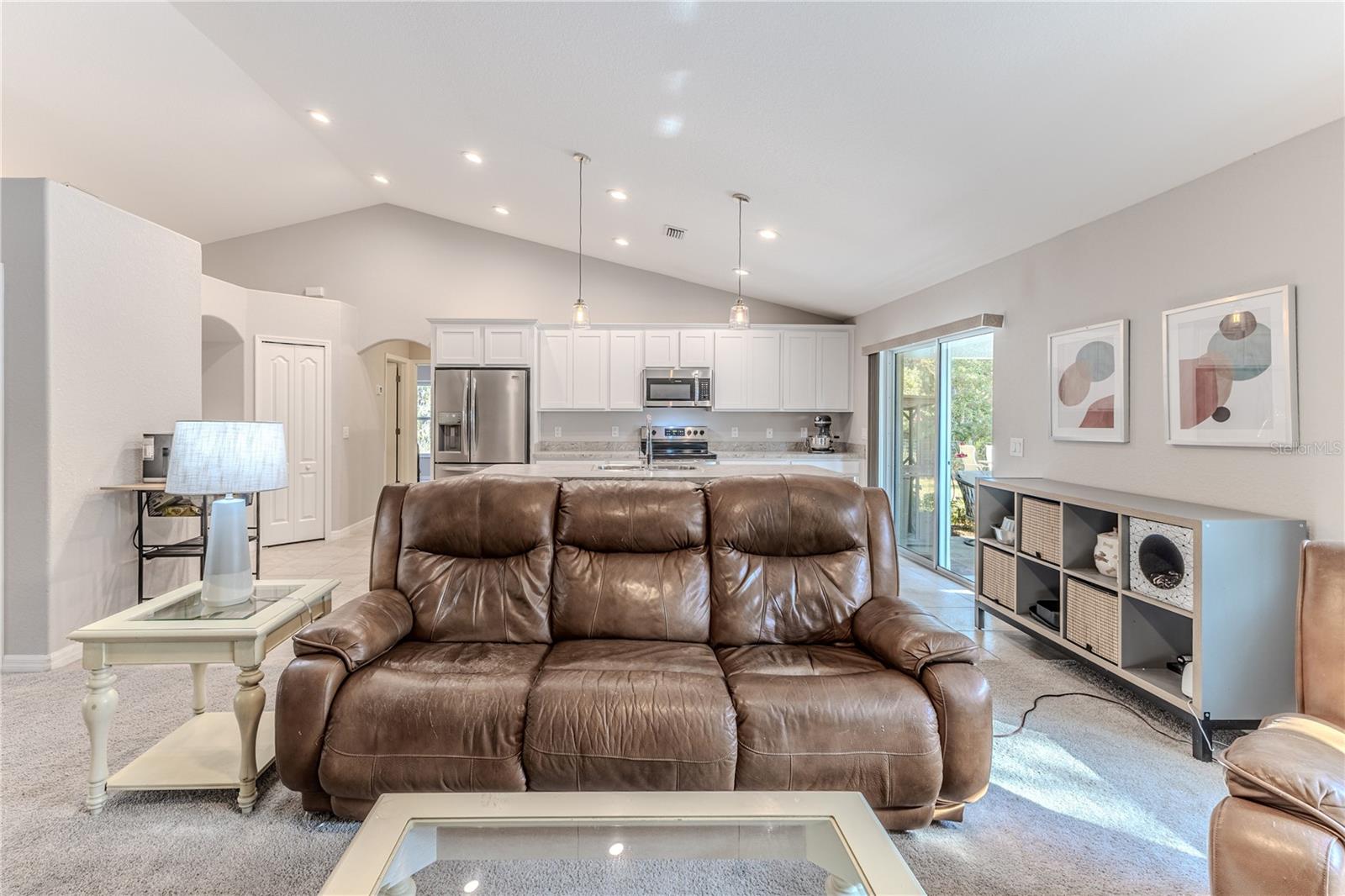 ROYAL HIGHLANDS - Residential